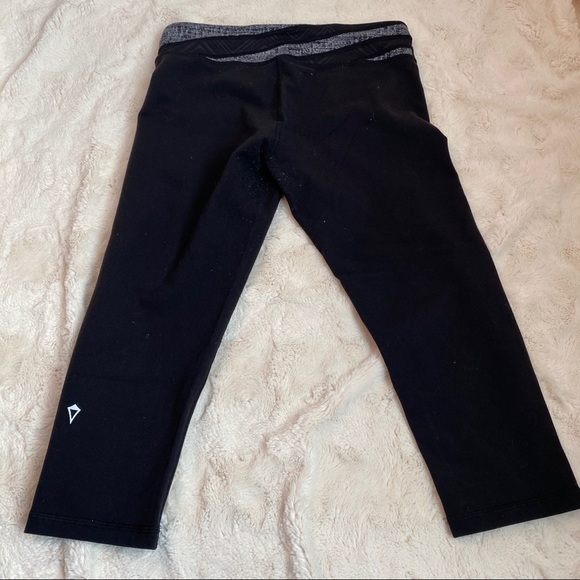 Ivivva Lululemon Sz 12 Reversible Leggings - Picture 2 of 11